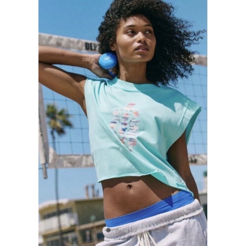 Free People Movement Inspire Sleeveless Logo Tank Womens Medium Blue